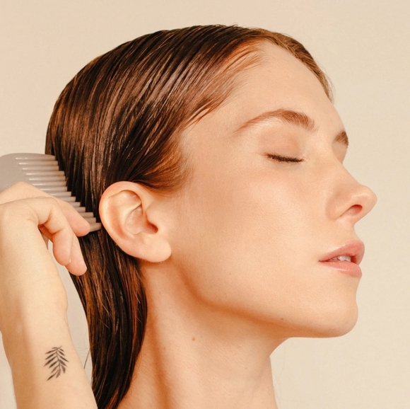 NWT🔹️Voir Perfecting Prism: Colour Protecting Pre-Shampoo Treatment - Picture 3 of 4